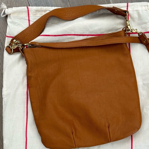 Clare V. Veronique Crossbody Tote Bag Tan Pebble Leather - Picture 14 of 15